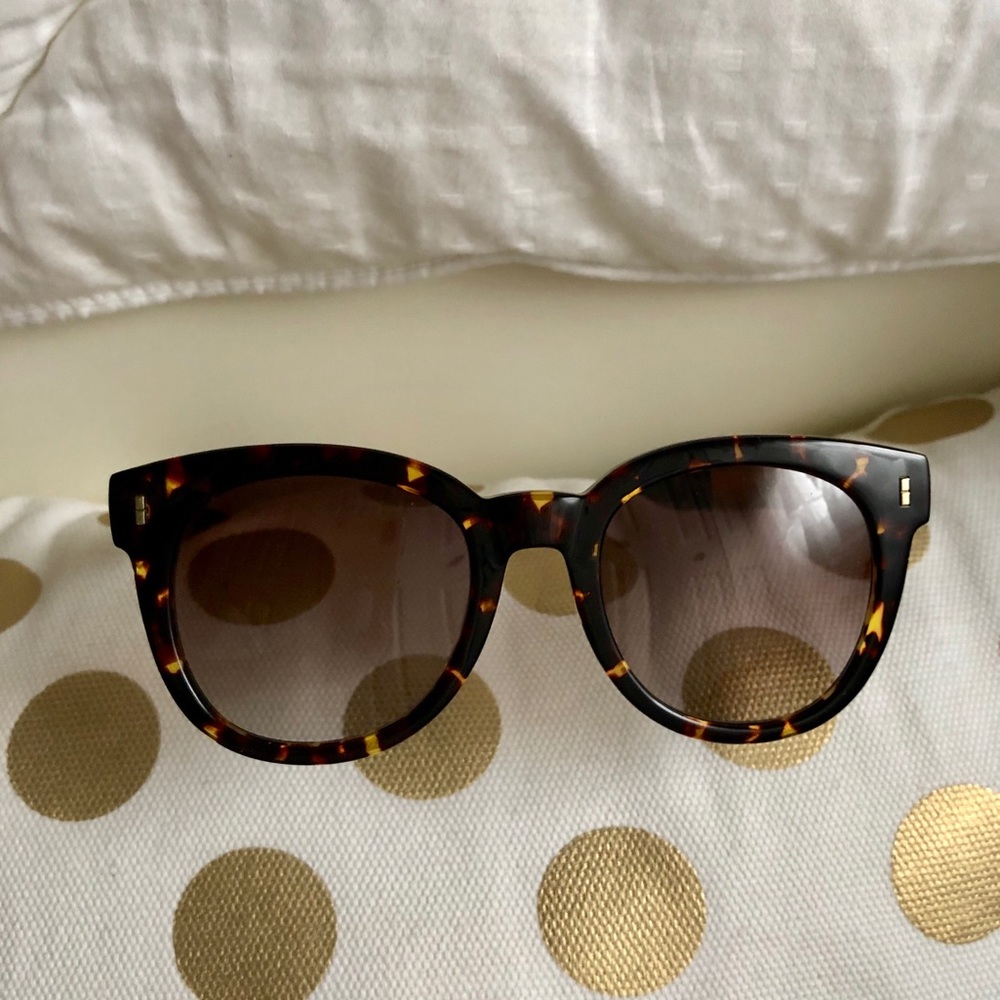 Bobbi Brown designer sunglasses